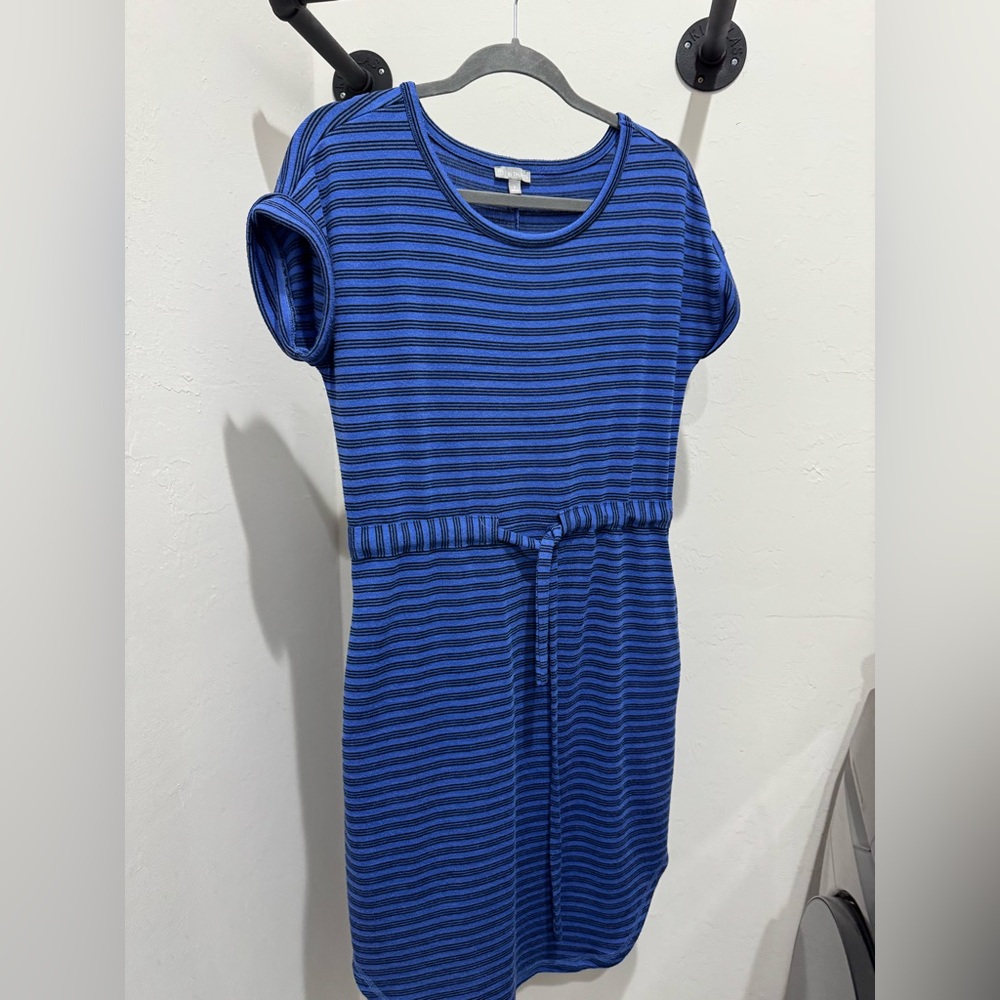 Talbots Blue and Black Striped dress with pockets.
